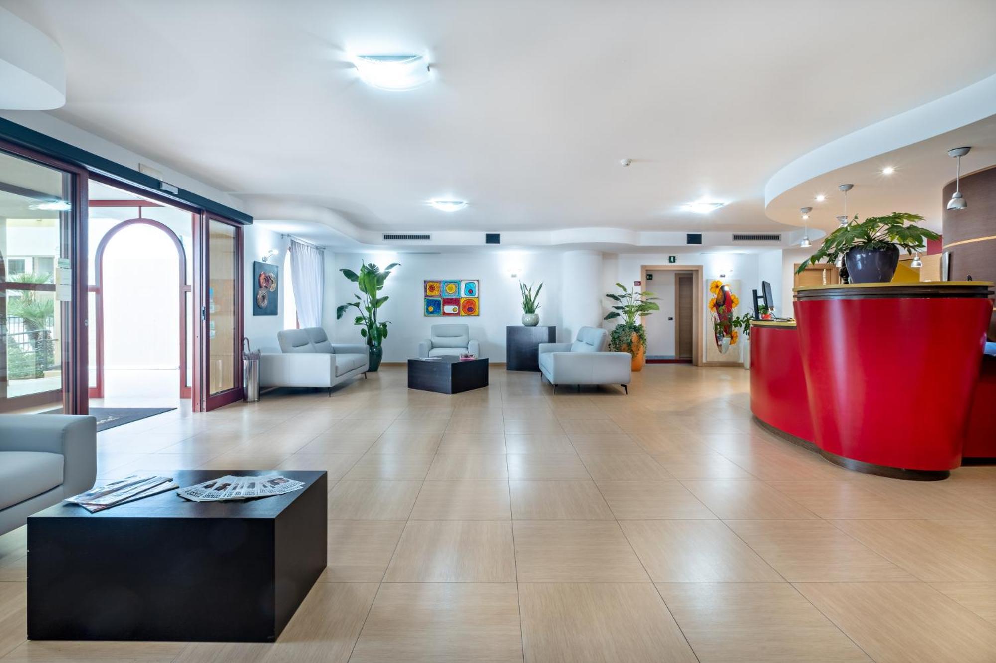 Marc Hotel Вьесте Экстерьер фото
